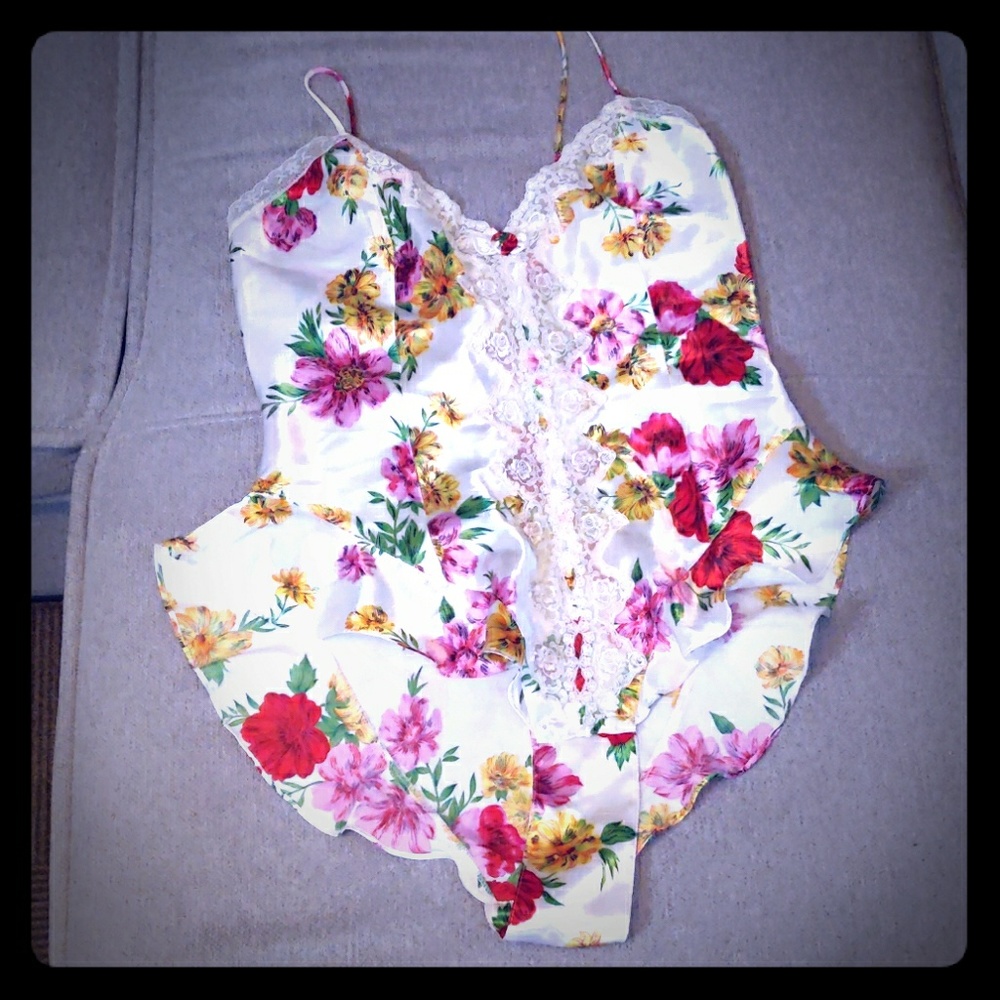 Vintage  Victoria Secret negligee